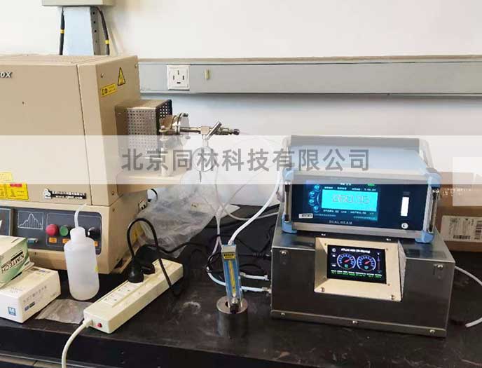 免费看片视频在 AZO（Al 摻雜 ZnO）薄膜高可控性生長中的原理與應用